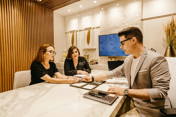 Wie kann ich die Kosten meiner Unternehmensdienstleistungen optimieren?